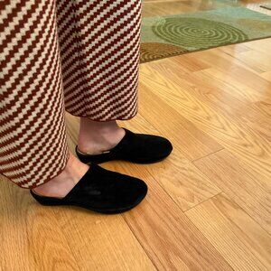 L'AMOUR DES PIEDS Shoes Womens Size 9 Suede